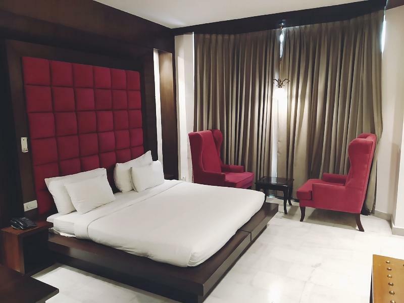 Satvik By Chhabra Hotel Ню Делхи Екстериор снимка