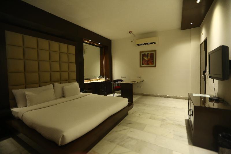 Satvik By Chhabra Hotel Ню Делхи Екстериор снимка